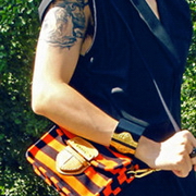 ��������������QQ�˸�ͷ��_��ֻ�ں���,������������ڲ��ں�