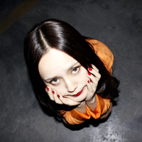 Ψ������Ů��QQͷ�����о�ֹ�����ǵ�����չ¶����