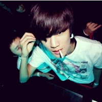 ��Ĭ�˸�����ͷ�񣬳��̽������ǿ��ĵ��