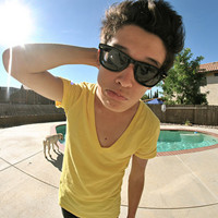 ��Ĭ�˸�����ͷ�񣬳��̽������ǿ��ĵ��