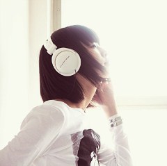 �ഺ����Ů��