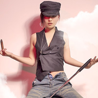 �ɰ�����Ů��