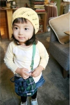 �ܳ���С˧����Ů