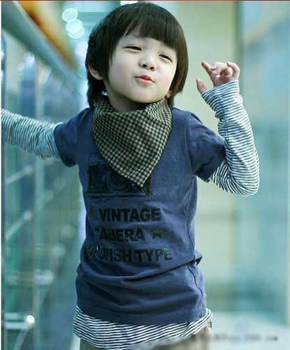 �ܳ���С˧����Ů