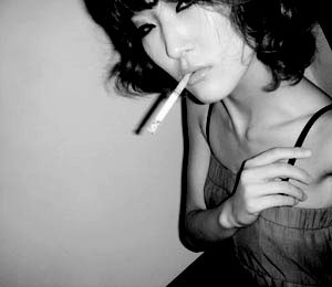 �˸кڰ�Ů��