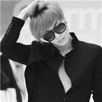 �ڰ��˸���Ů