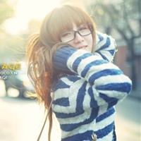 �ڰ��˸�Ů��