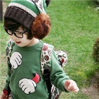 ���۾��ɰ�СŮ��