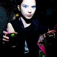 ������qq����