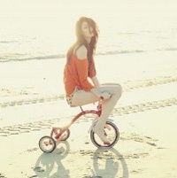 ������Ů������