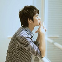 �������