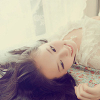 �ɰ���ƤŮ��