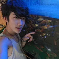 ����լ��