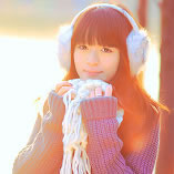 ���۾���Ů