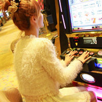 ������ʱ�г�Ů