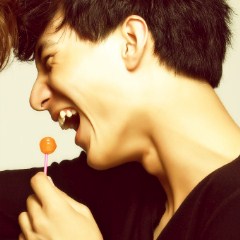 ���QQ����