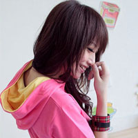 QQ����ͷ������һ��һŮ���Ҹ������Ǵ�������װһ��һ��