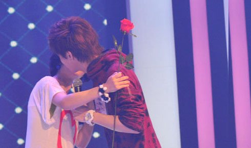 �Ž�л����������QQͷ��ף��ӵ���������Ҹ�