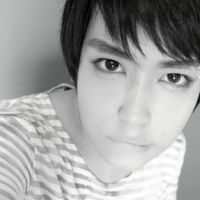 �������µ�QQ����ͷ�񣬼�װ��֪��ϲ������Լ�