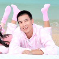 qq����ͷ��һ�ԶԵģ�һ��һŮһ��һ�ҷֿ�2�ŵ�����