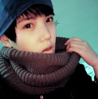 �ɰ��Ķ�������QQͷ�����Ǵ󲽵����Ҹ�����