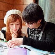 ����QQ����ͷ��һ��һŮ��ʱ��������ɴ��Ƭ����