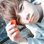 �ڰ׵��Ƿ�����qqͷ��_���к��Ľ����Ļ���