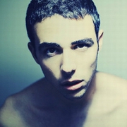 ŷ�������Ƿ�����ͷ�񣬰������߲�����ȥ