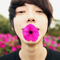 ���³���2012qq����ͷ�����ǳ�˧��ק�޷��ֵ�������