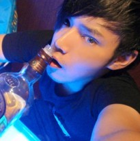 ��������������ͷ�񣬳�ק������һ����֪������