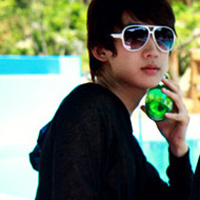 ��������������ͷ�񣬳�ק������һ����֪������