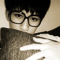 ŷ����������QQͷ������ĬĬ�Ĺ�����