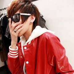 ���Ƿ���˧������QQͷ������֪���Լ��Ѿ������ڰ��κ���