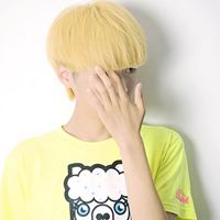 ���Ƿ���˧������QQͷ������֪���Լ��Ѿ������ڰ��κ���