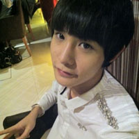 FZL��������ͷ��,��ɫͷ������һ���͸о��ܻ�