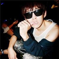 ��������ק����QQͷ�񣬲�ͬ���չ�ֲ�ͬ����