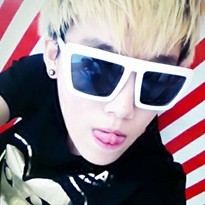 ���Գ�ͷ������ͷ�񣬿ɰ����������������۾�һ��