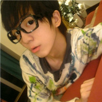 �������ʵ�����QQͷ������������,���Ǳ˴�վ���˰�