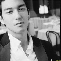 90��˧��ͷ�����ڸ��Ե��������治�ٰ�