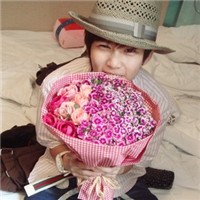 �����������QQͷ������ʱ�г����Ϳ���Щ90�����