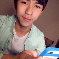 �����������QQͷ������ʱ�г����Ϳ���Щ90�����