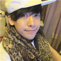 ��Ӱ��У��QQ����ͷ�񣬳��ı����ǻ�˧������