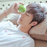 ����˧������QQͷ�񣬵�����������ֻ��ף��