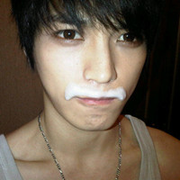 ����˧������QQͷ�񣬵�����������ֻ��ף��