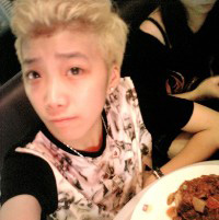 ������˧����������ͷ��ֻ����������ȴ����һ����