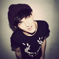 Ѽ��ñ�Ӹ�������ͷ�������ǳ�����һ��Ϸ