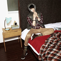 ���;ӼҺ�����ͷ���Ժ�϶��Ǹ�ģ��������