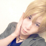 �����˸�����ͷ�񣬿�������һ��Īչ������ĺ�����