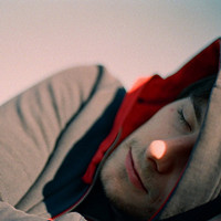 ������ظ�������ͷ��Խ�����Ҿ�Խϲ����ķ��