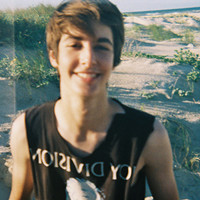 ������ظ�������ͷ��Խ�����Ҿ�Խϲ����ķ��